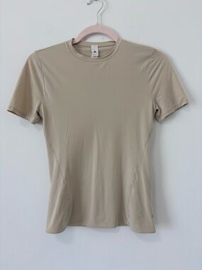 Lululemon Wundermost Ultra-Soft Nulu Hip-Length Crewneck Shirt Sz S Beige EUC